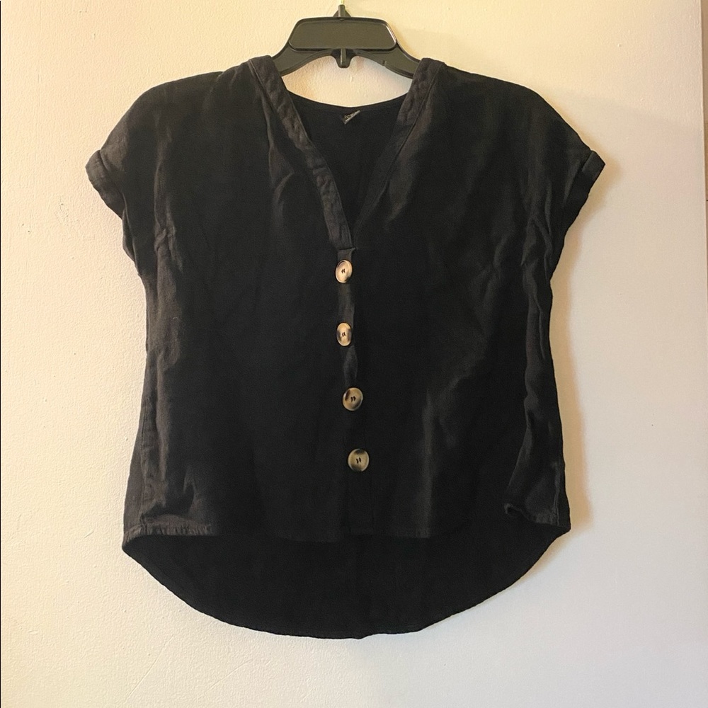 Size: Small, Black button Casual Shirt